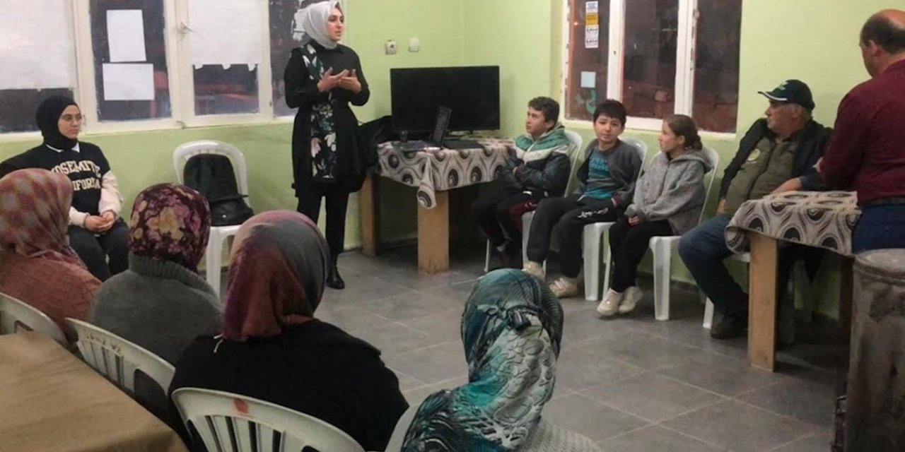 Karacasu’da vatandaşlar teknoloji alışkanlığı konusunda bilgilendirildi