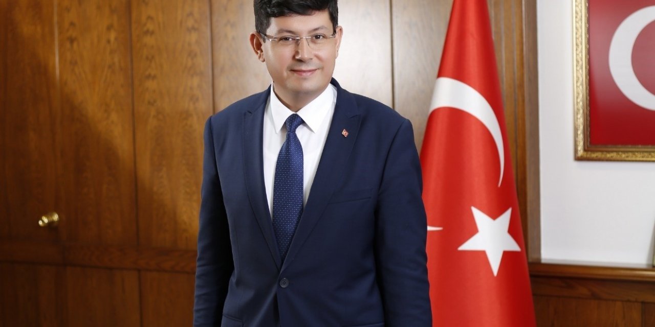 Başkan Özcan Çanakkale Zaferi’nin 108. yılını kutladı