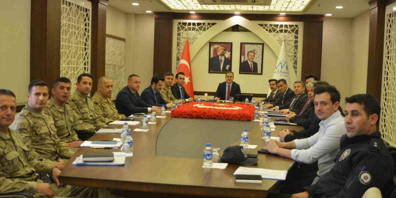 Hakkari’de seçim güvenliği toplantısı yapıldı