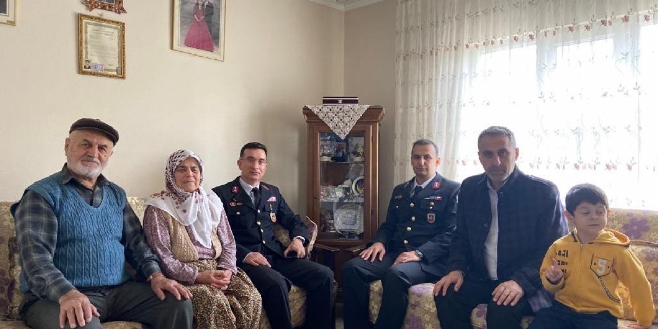 Aydın’da jandarma ekipleri şehitleri unutmadı