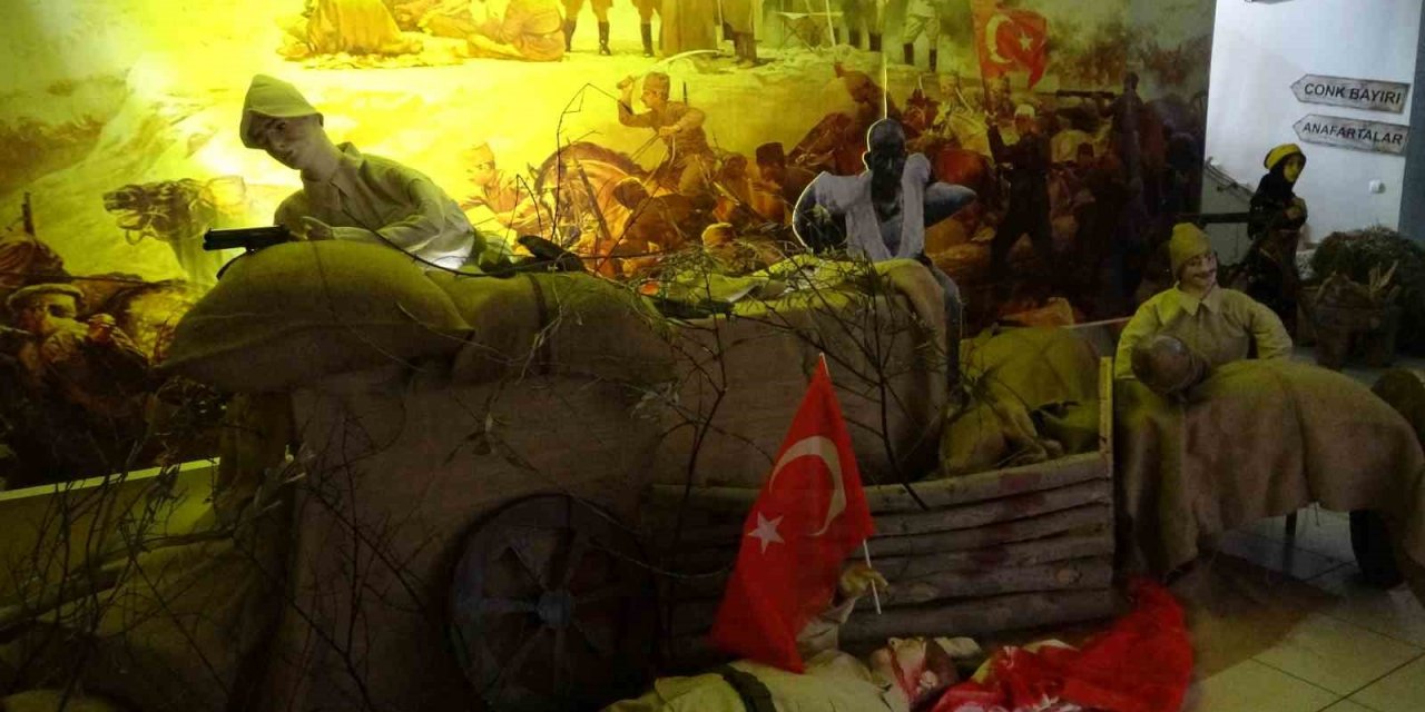 Okullarını adeta Çanakkale’ye dönüştürdüler