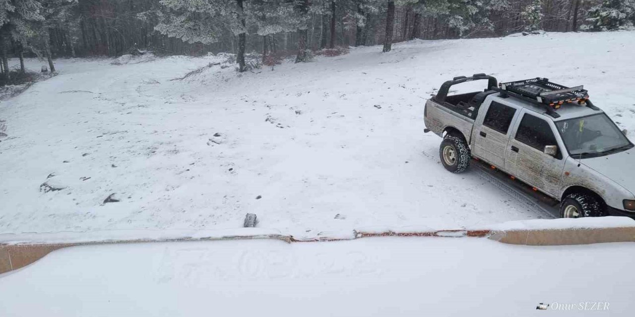Kazdağları’nda kar yağışı başladı