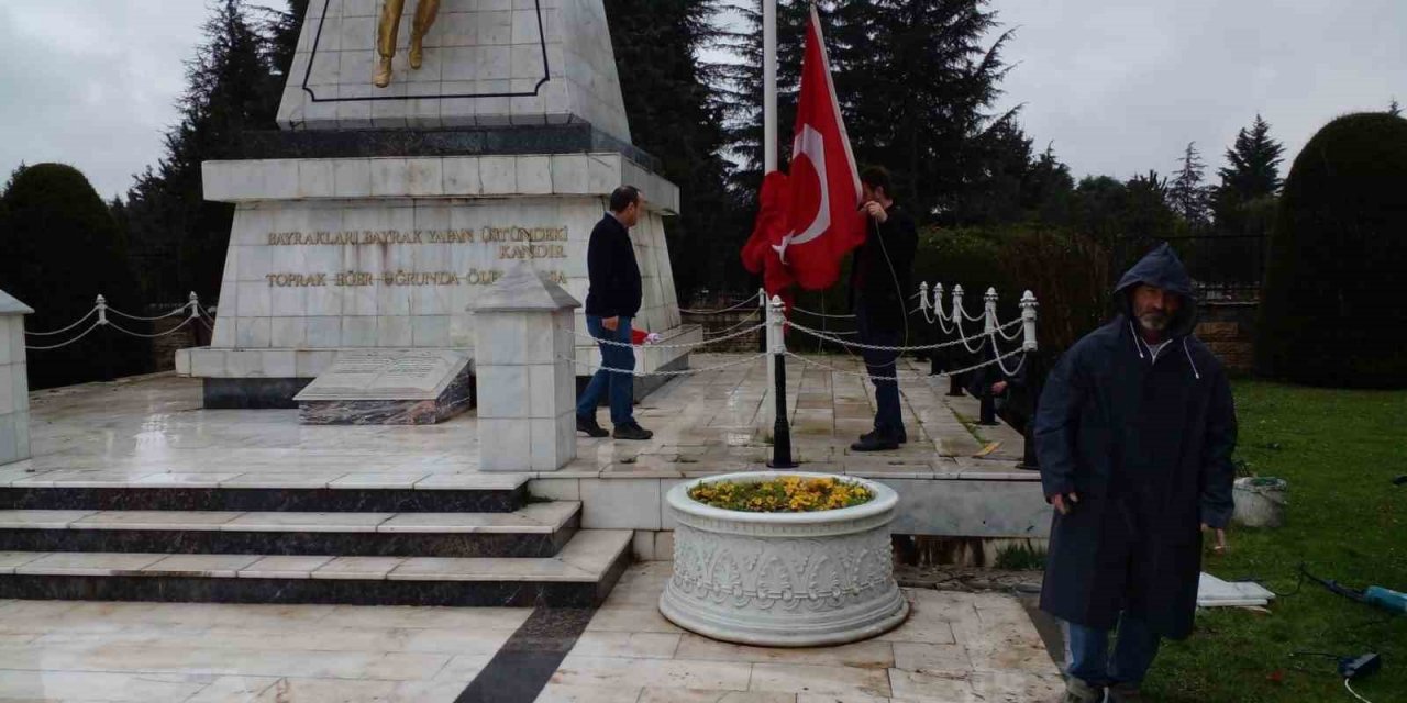 Şehitlik 18 Mart’a hazır
