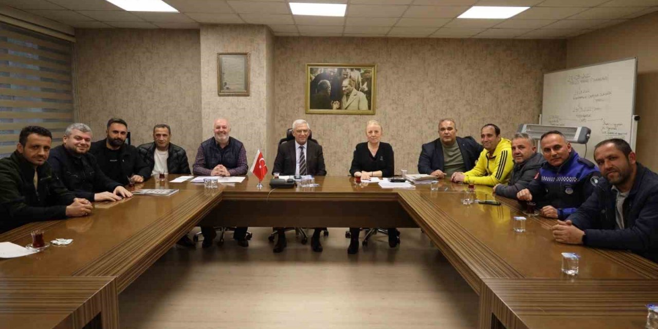 İzmit Belediyesi’nde en düşük işçi maaşı 16 bin 800 lira oldu