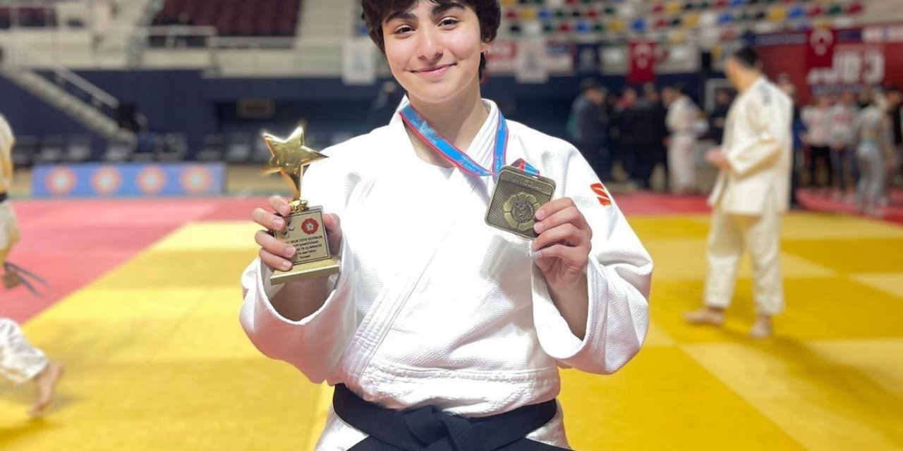 Serdem Daharlı, Türkiye Judo Şampiyonu oldu