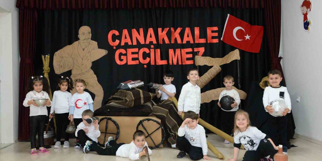 Minik öğrencileri “Çanakkale Geçilmez” dedi