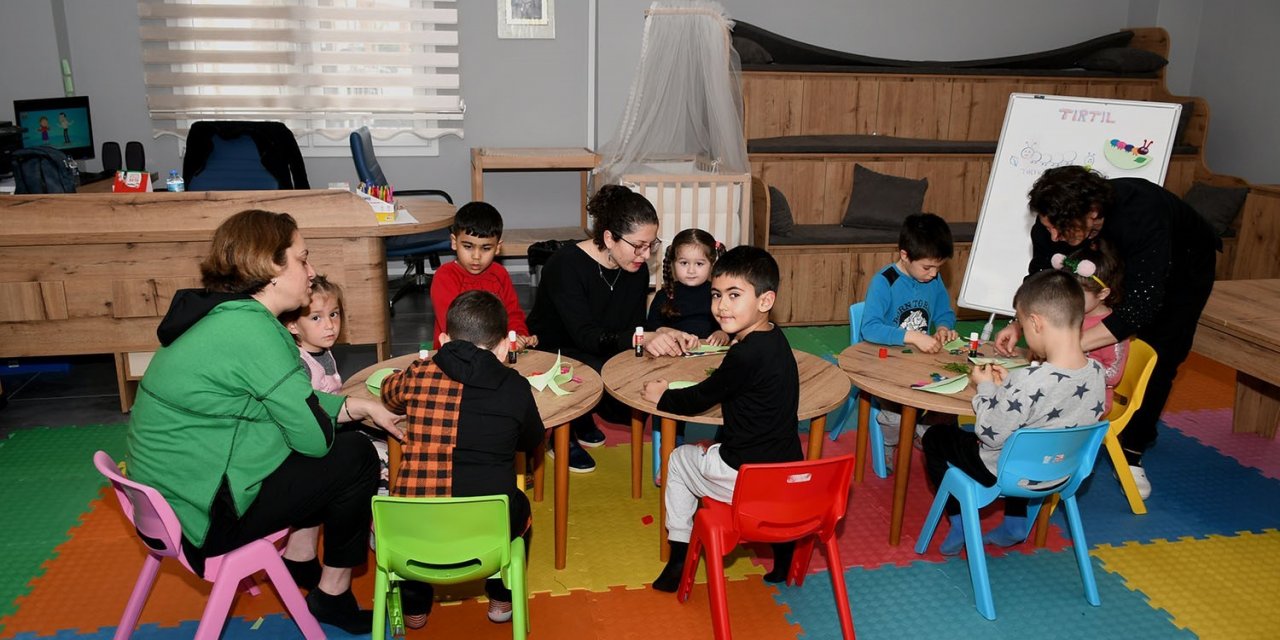 Kuşadası’nda çocuklar eğlenerek öğreniyor