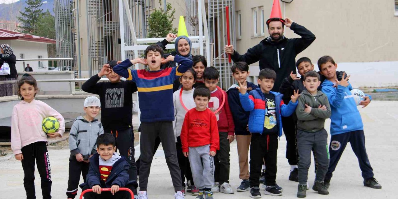 Depremzede çocuklar depremin etkilerini sporla atıyorlar