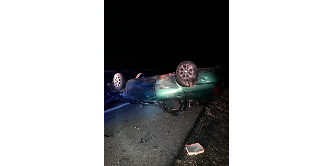 Devrilen otomobildeki genç hayatını kaybetti