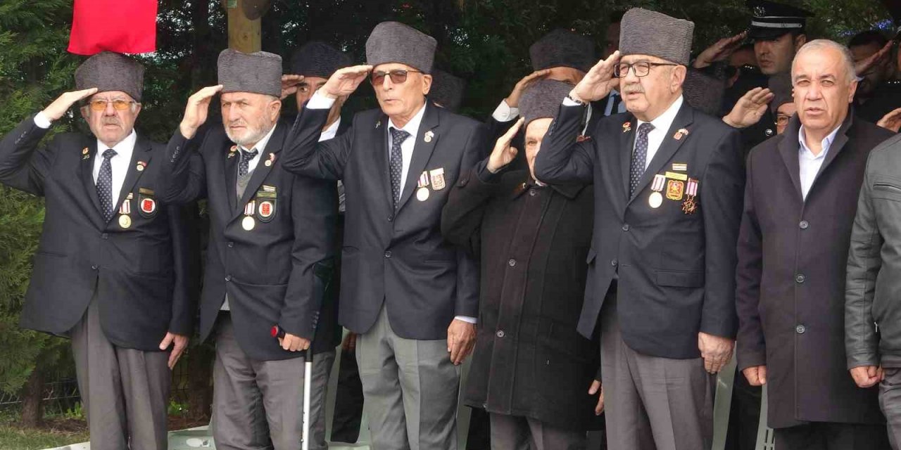 Çanakkale şehitleri Uşak’ta törenle anıldı