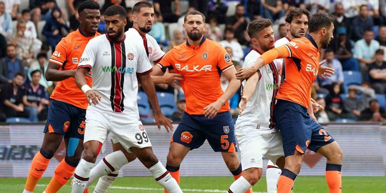 Fatih Karagümrük ile Medipol Başakşehir 6. randevuda