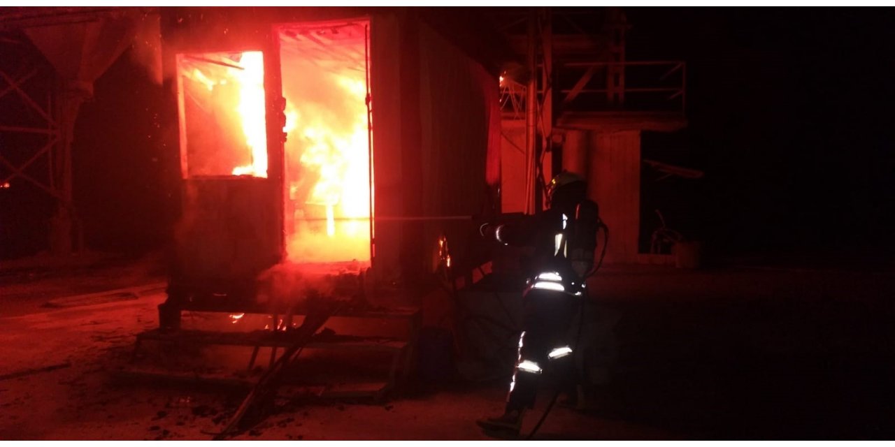 Fethiye’de beton deposunun ana santralinde yangın çıktı