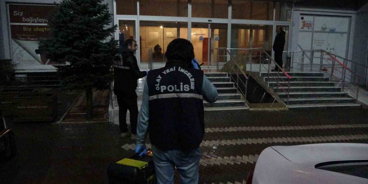 29 yaşındaki genç nakil beklediği hastane otelinin banyosunda ölü bulundu