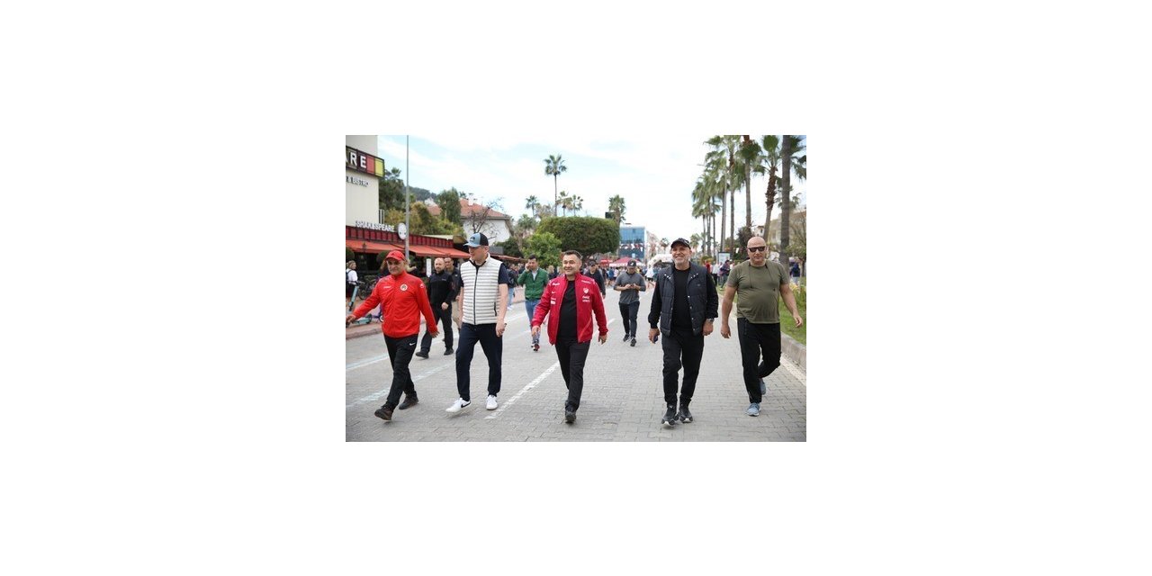 23. Alanya Atatürk Halk Koşusu ve Yarı Maratonu tamamlandı