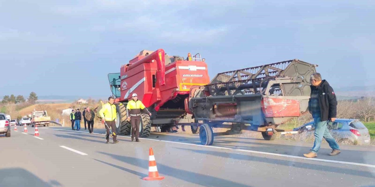 Tekirdağ’da otomobil biçerdövere çarptı: 1 ölü