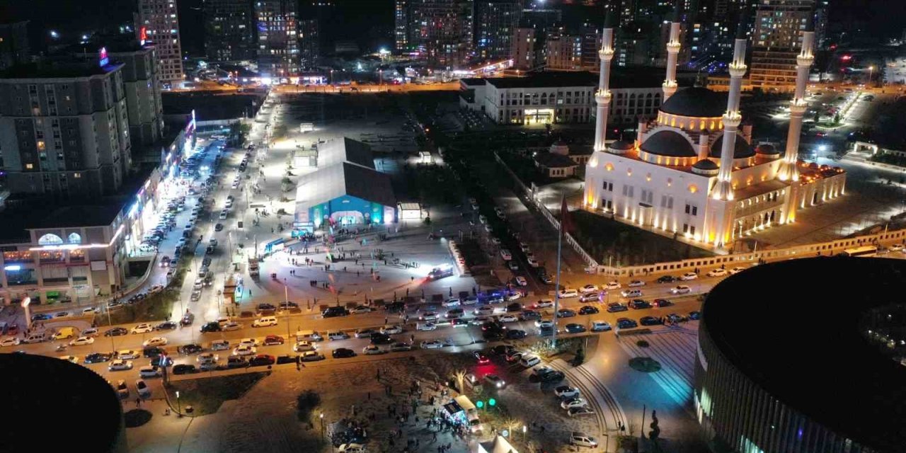 Başakşehir on bir ayın sultanı Ramazana hazır