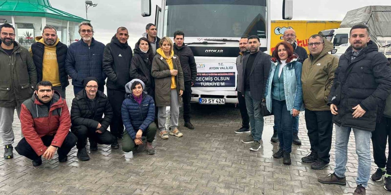 Aydın’ın gönüllü öğretmenleri deprem bölgesinde