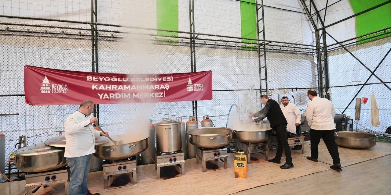 Beyoğlu Belediyesi, her gün 15 bin depremzedeye iftar ve sahur yemeği verecek