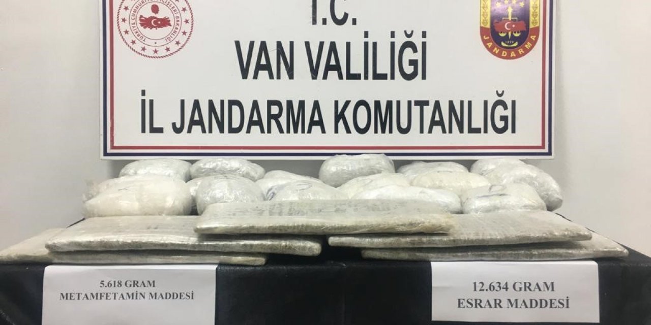 Van’da mezarlık içerisinde 18 kilo uyuşturucu ele geçirildi