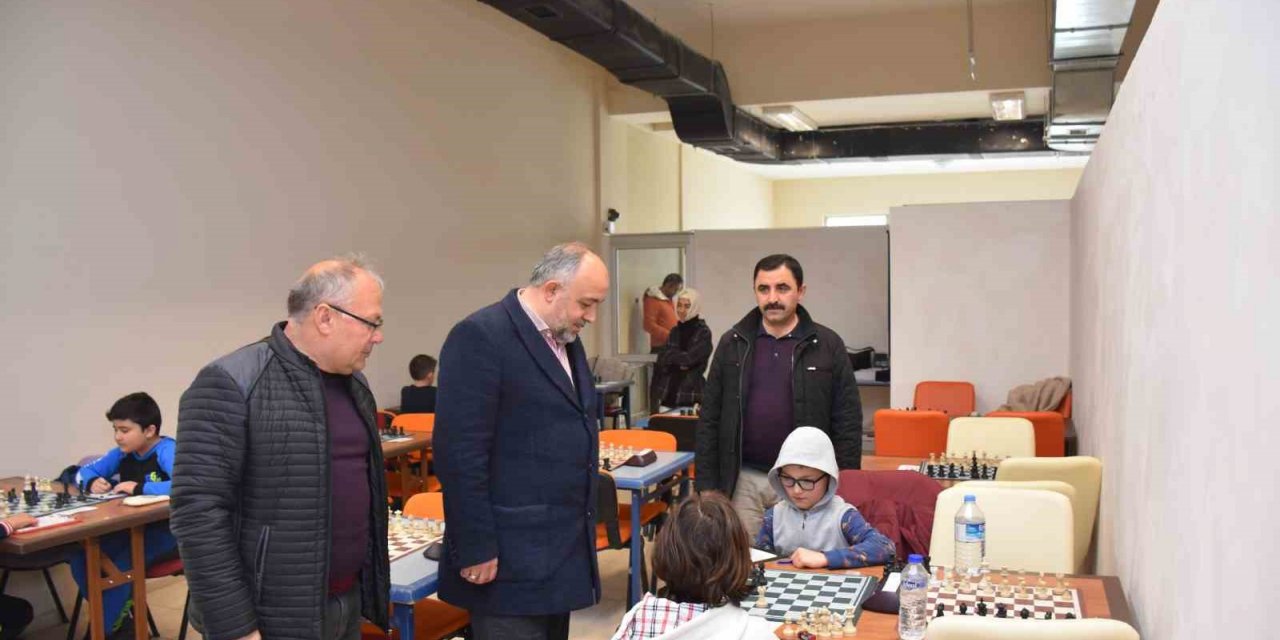 Afyonkarahisar’da satranç turnuvası tamamlandı