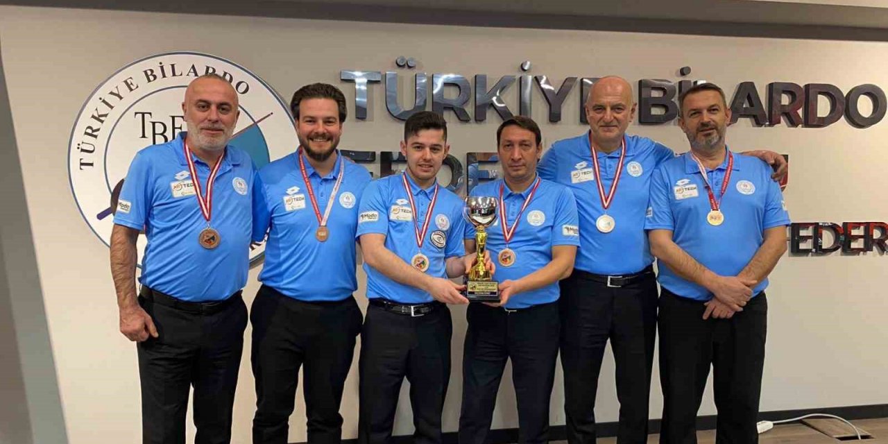 Düzce bilardoda Türkiye 3.’sü oldu