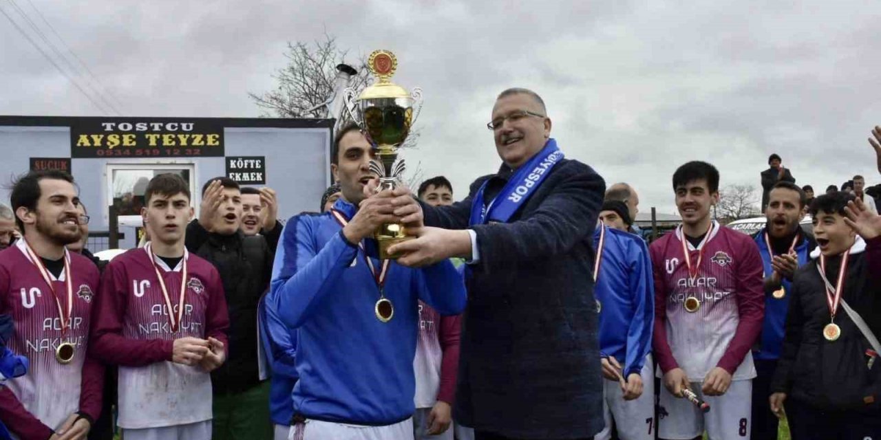 Karacabey’de geleneksel turnuvada kazanan dostluk oldu