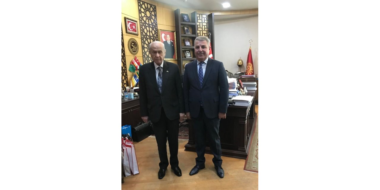 Aday adayı oldu, Bahçeli’yi ziyaret etti