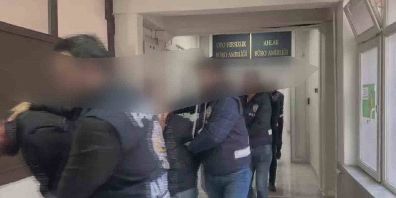 Araçların motor ve şasi numarasını kopyalayıp ‘change’ yapan 11 şüpheliye gözaltı