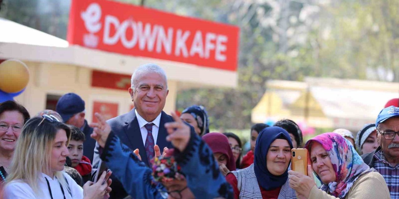 Başkan Atay: “Down sendromlu bireylere hizmet verecek olan eğitim merkezini hayata geçiriyoruz”