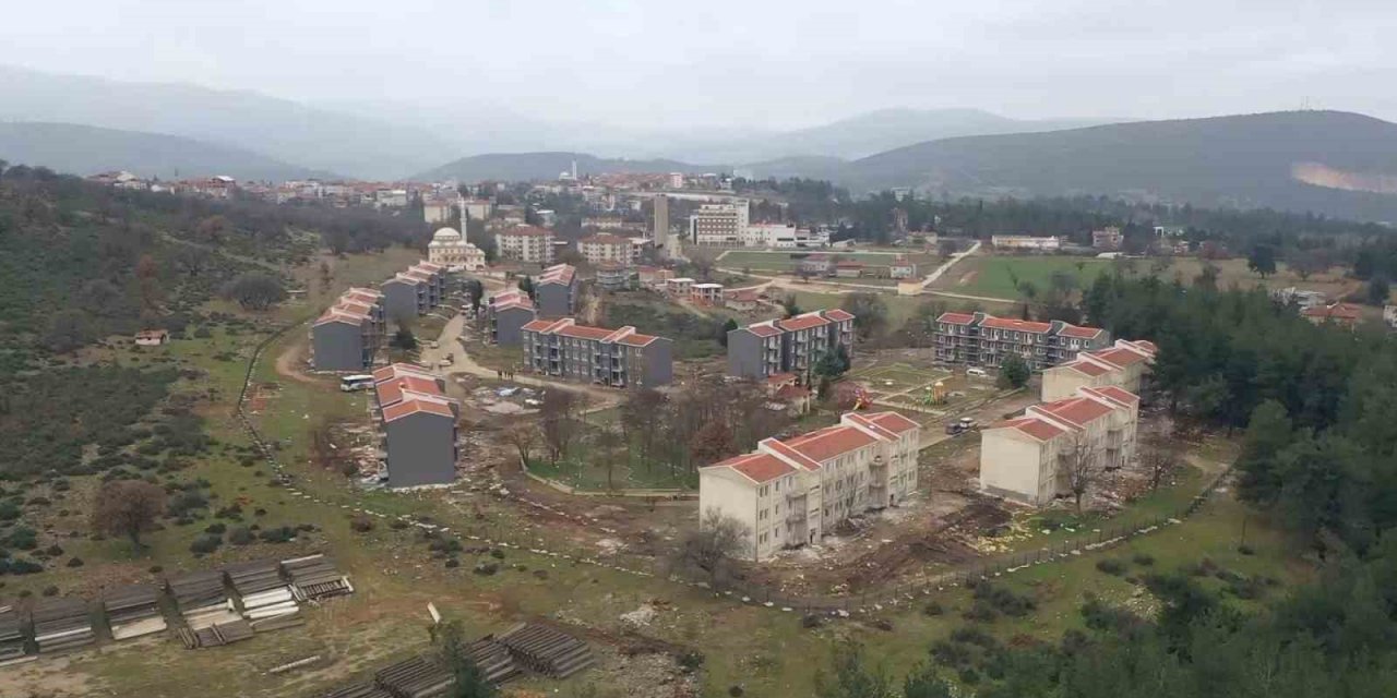 Atıl lojmanlar depremzedelere sıcak yuva oldu