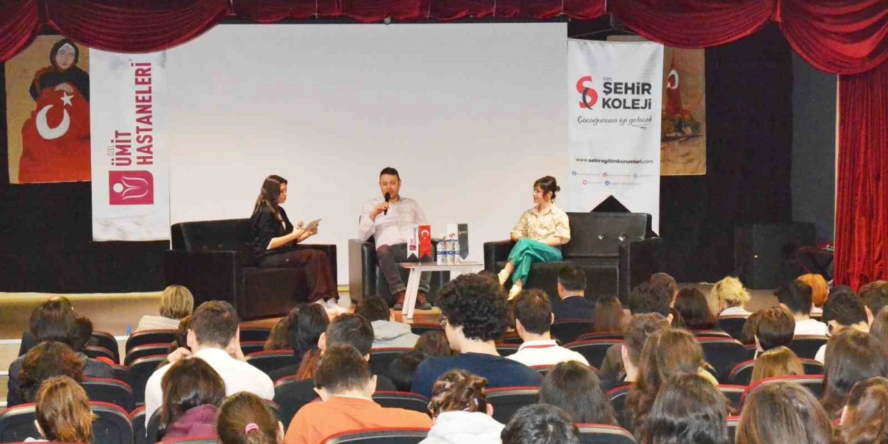 Özel Ümit doktorları kariyer günlerinde öğrencilerin sorularını yanıtladı