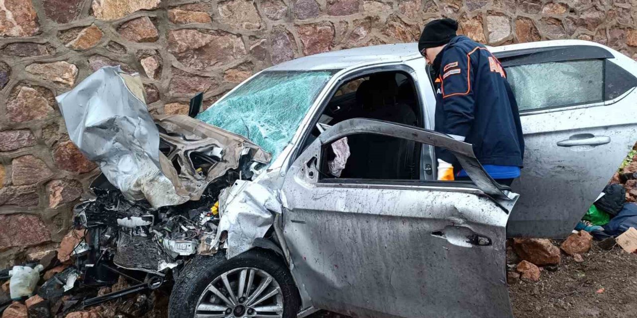 Gümüşhane’de trafik kazası: 2 yaralı
