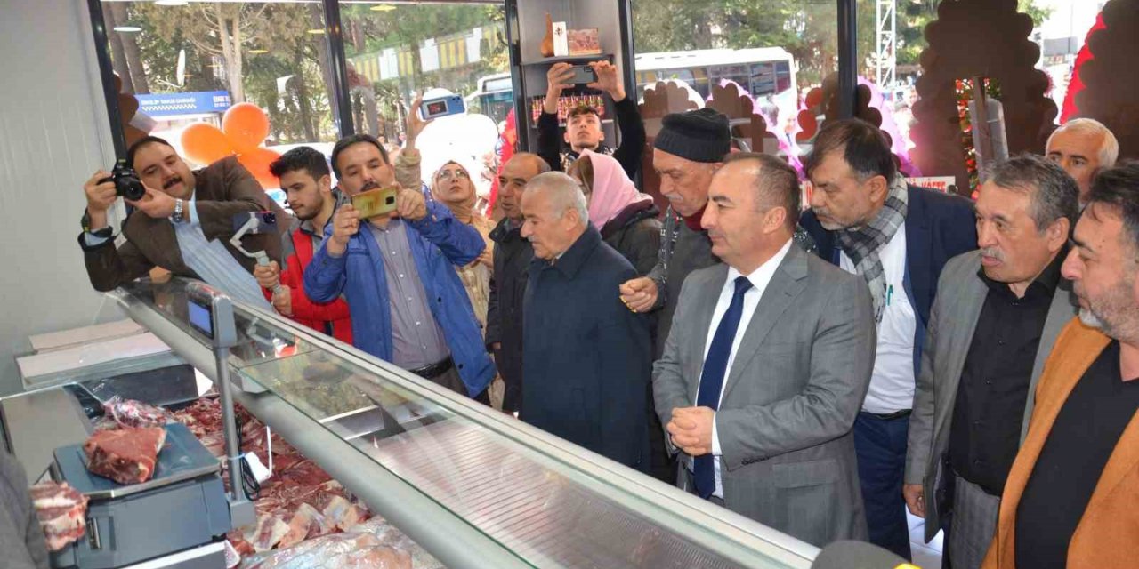 İskilip Belediyesi Halk Et Tanzim Satış Mağazası açıldı