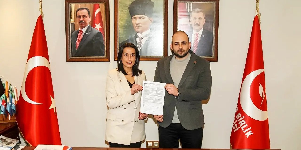 BBP Derince Kadın Kolları Başkanı Aysun Demirel istifa edip milletvekili aday adayı oldu