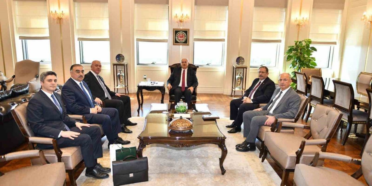 Yargıtay Başkanı Akarca, Azerbaycan Yüksek Mahkemesi İdari Daire Başkanı Mammadov’u kabul etti