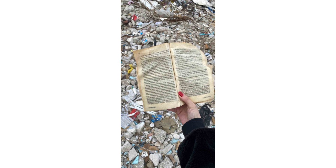 Enkazdan çıkan eşyalar yürekleri burktu