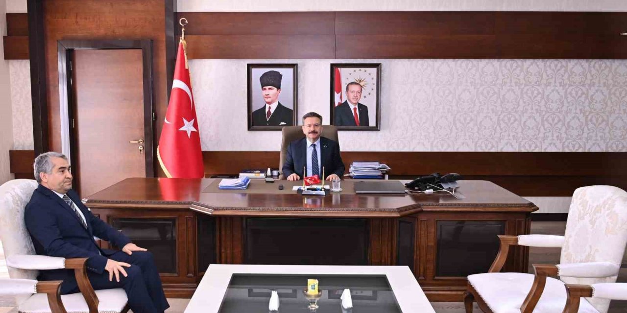 ADÜ Rektörü Kent, Aydın Valisi Aksoy ile görüştü