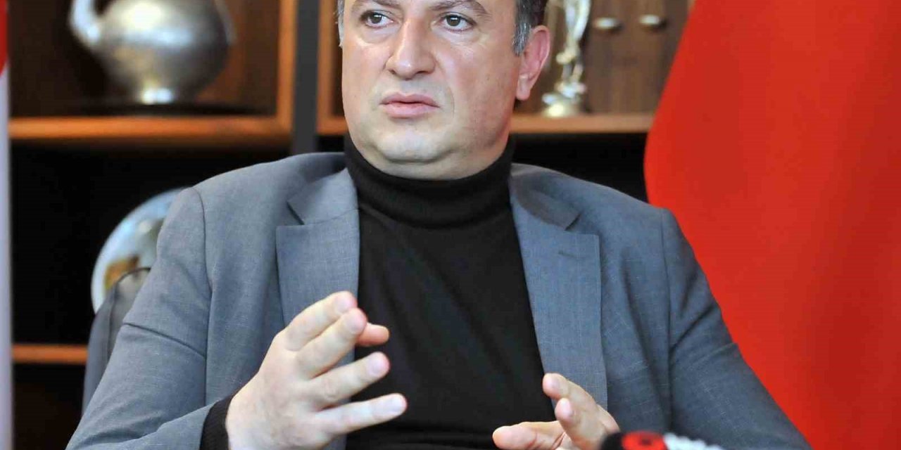 Tarık Aksar: “VAR sistemine müdahil olabiliyorsan demek ki öncekiler de oluyordu”