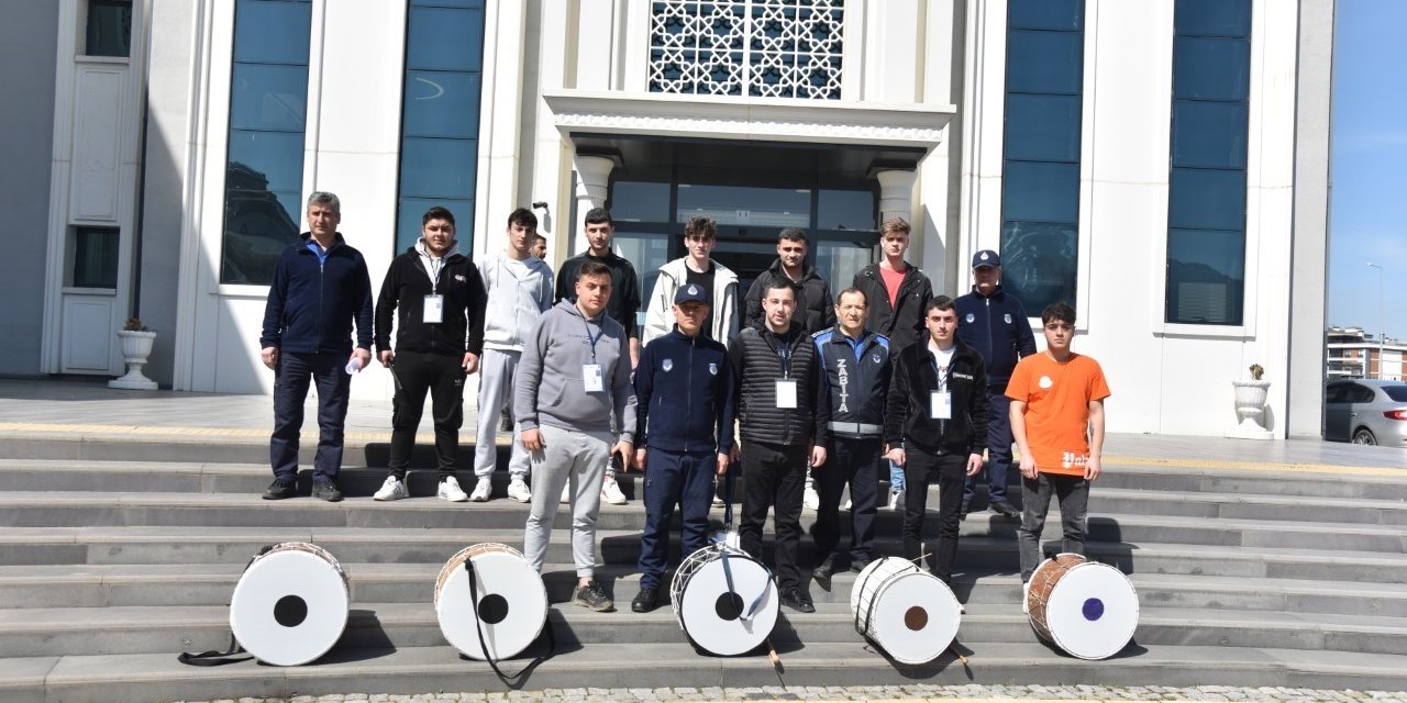 Kartepe’de davulcular Ramazan’a hazır