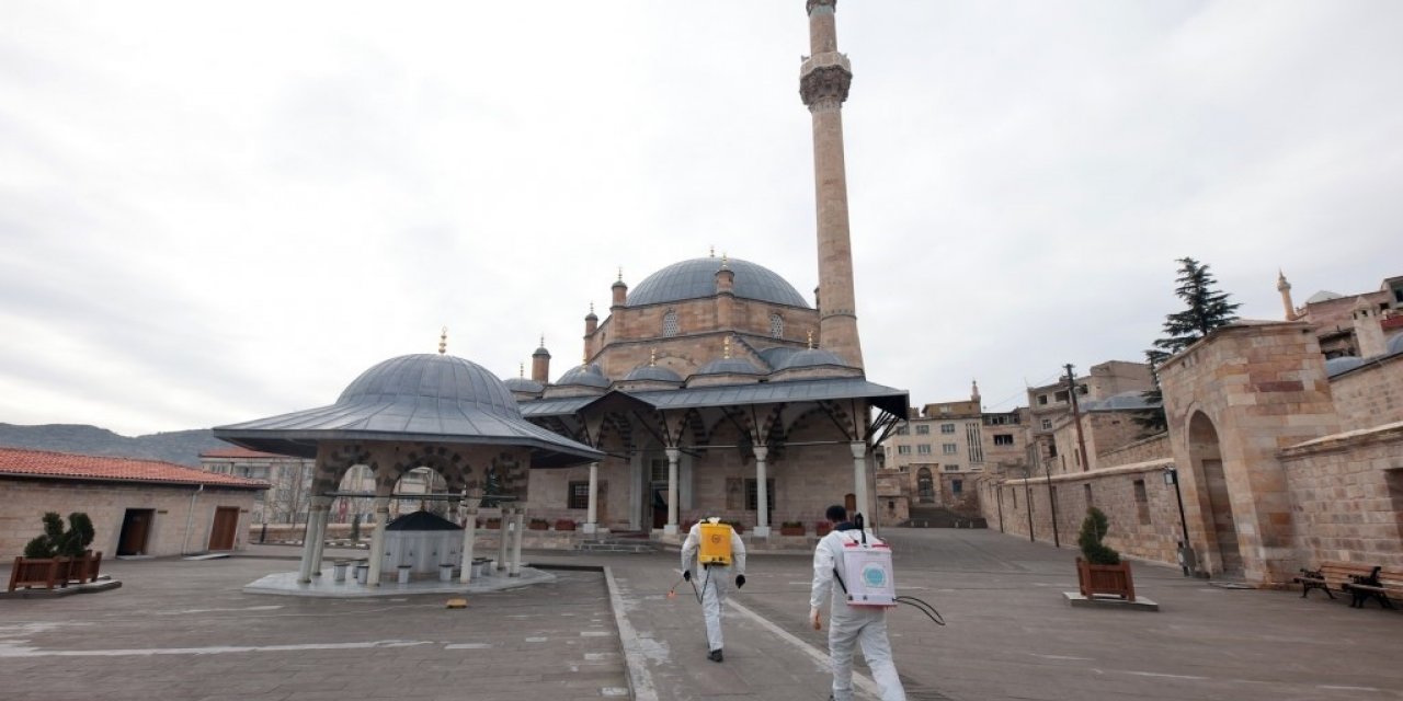 Nevşehir’de camiler gül kokacak