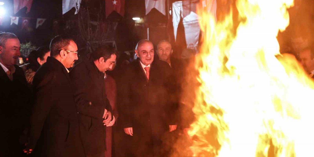 Nevruz ateşi 101 yıl sonra Keçiören’de yükseldi