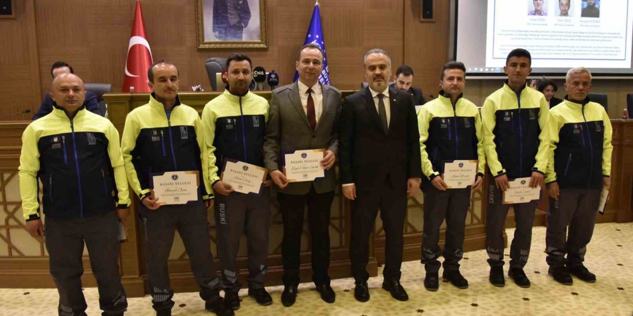 BUSKİ’nin sudaki kayıp kaçakla mücadelesi tam not aldı