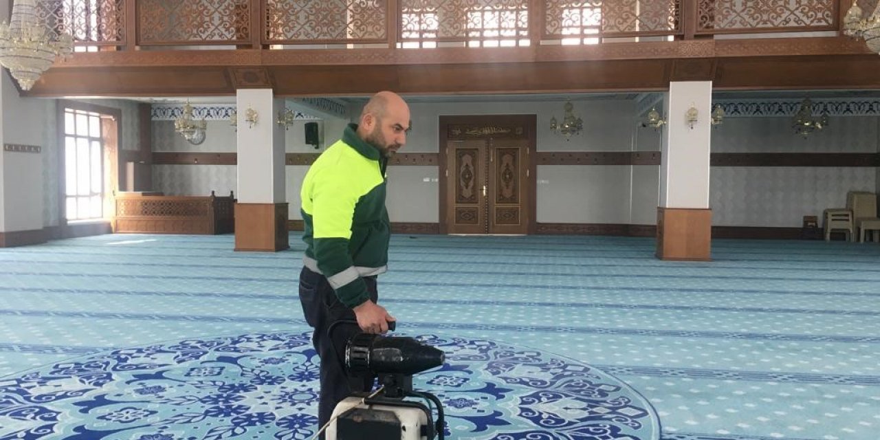 Keçiören’de camilerde Ramazan temizliği