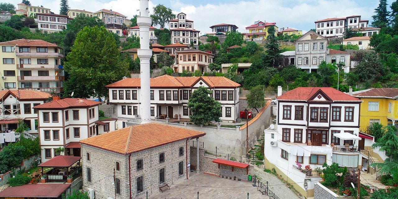 Ekim: “Ortamahalle’yi her yönüyle gelecek kuşaklara aktarmak için çaba sarf ediyoruz”