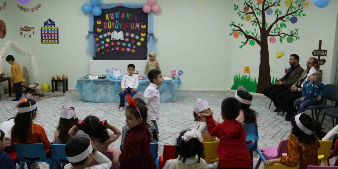 Ağrı Ulu Camii minikleri Kur’an-ı Kerim’e geçti