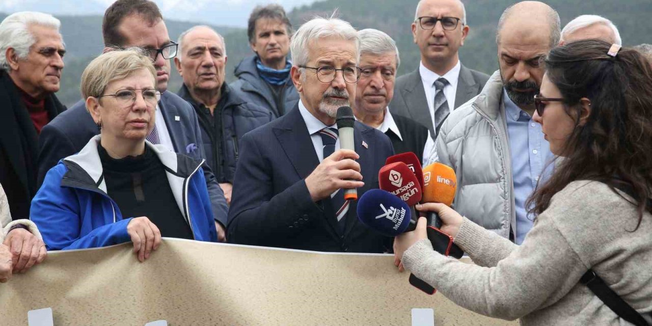 Kuruyan Nilüfer Barajı’nda su krizine karşı çağrıda bulundular