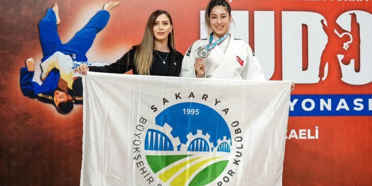 Büyükşehirli sporcu Türkiye ikincisi oldu