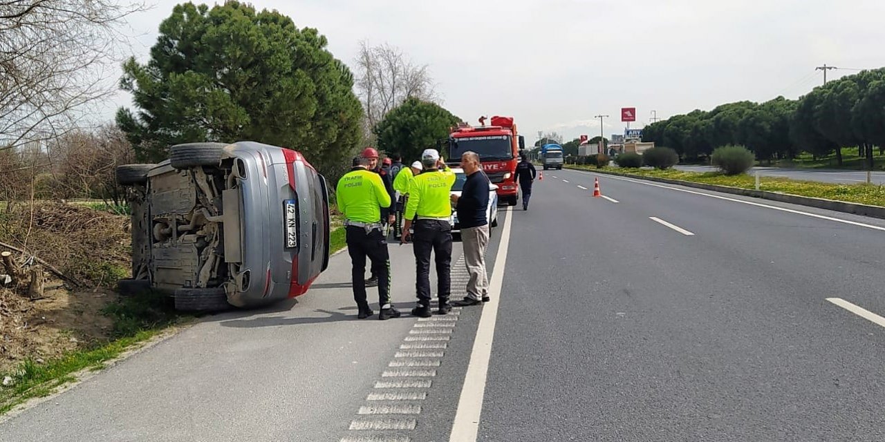 Kontrolden çıkan araç takla attı: 2 yaralı