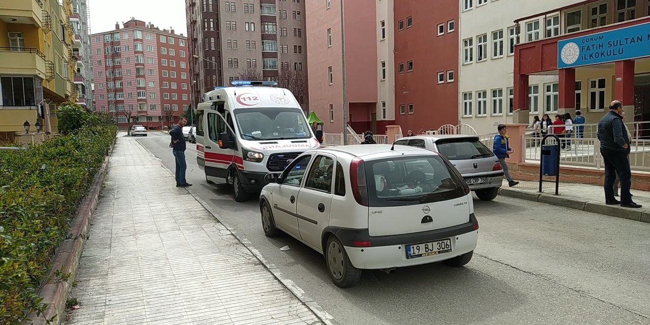 Otomobilin çarptığı öğrenci yaralandı