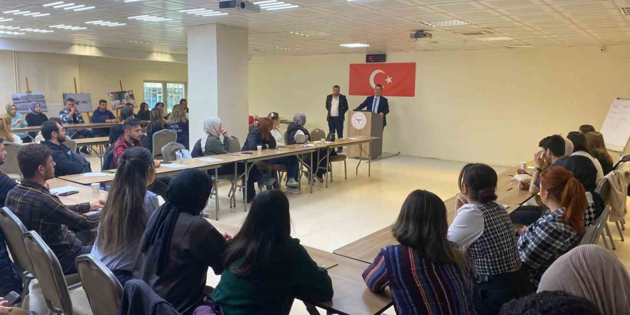 22 Mart Acil Tıp Teknisyenleri ve Teknikerleri Günü kutlandı